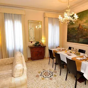 2* Alojamento de Acomodação e Pequeno-almoço Cà Del Modena